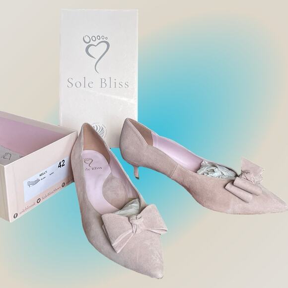 Sole Bliss Kelly Blush Pink Suede Low Heels Womens Sz 11 US 42 New NIB $315 - Picture 2 of 16